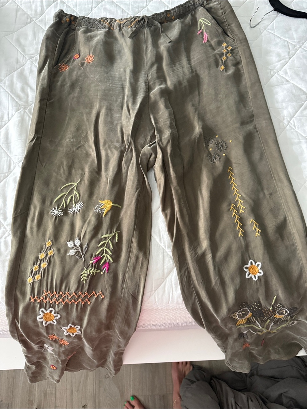 Johnny Was Olive Green Embroidered Straight-Leg Pants